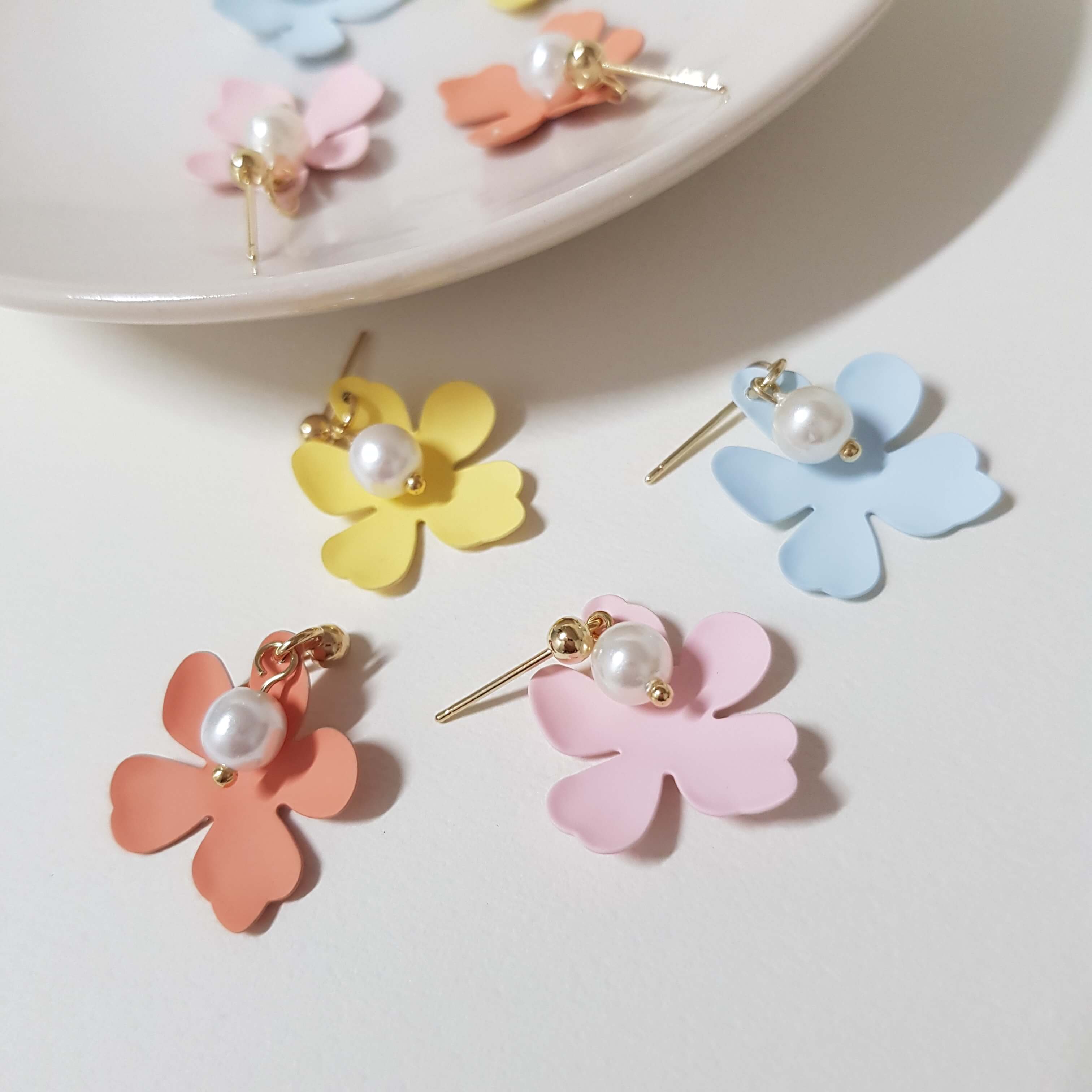 【D005】(耳環) 繽紛花花