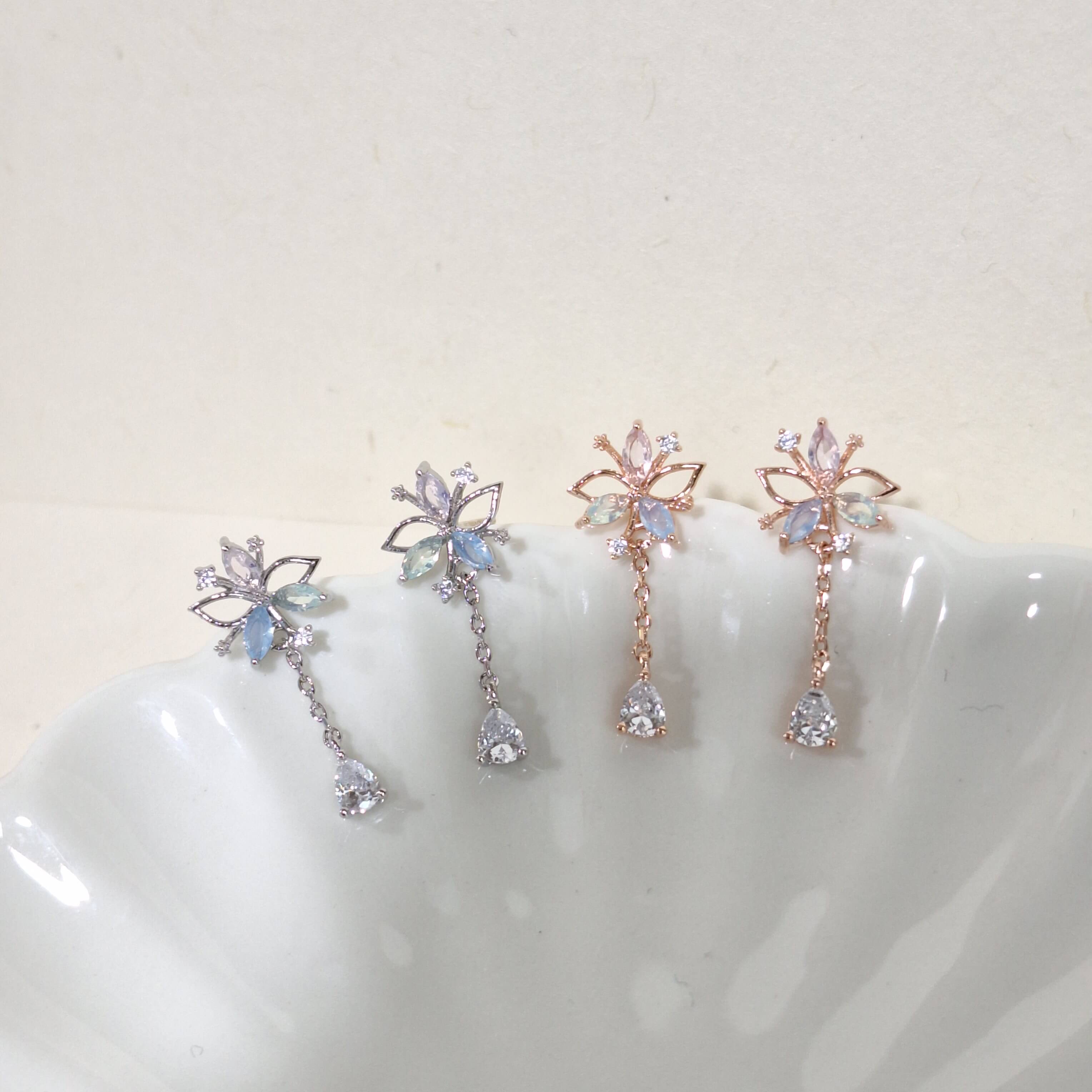 【E007】(925銀針耳環) 淚之花