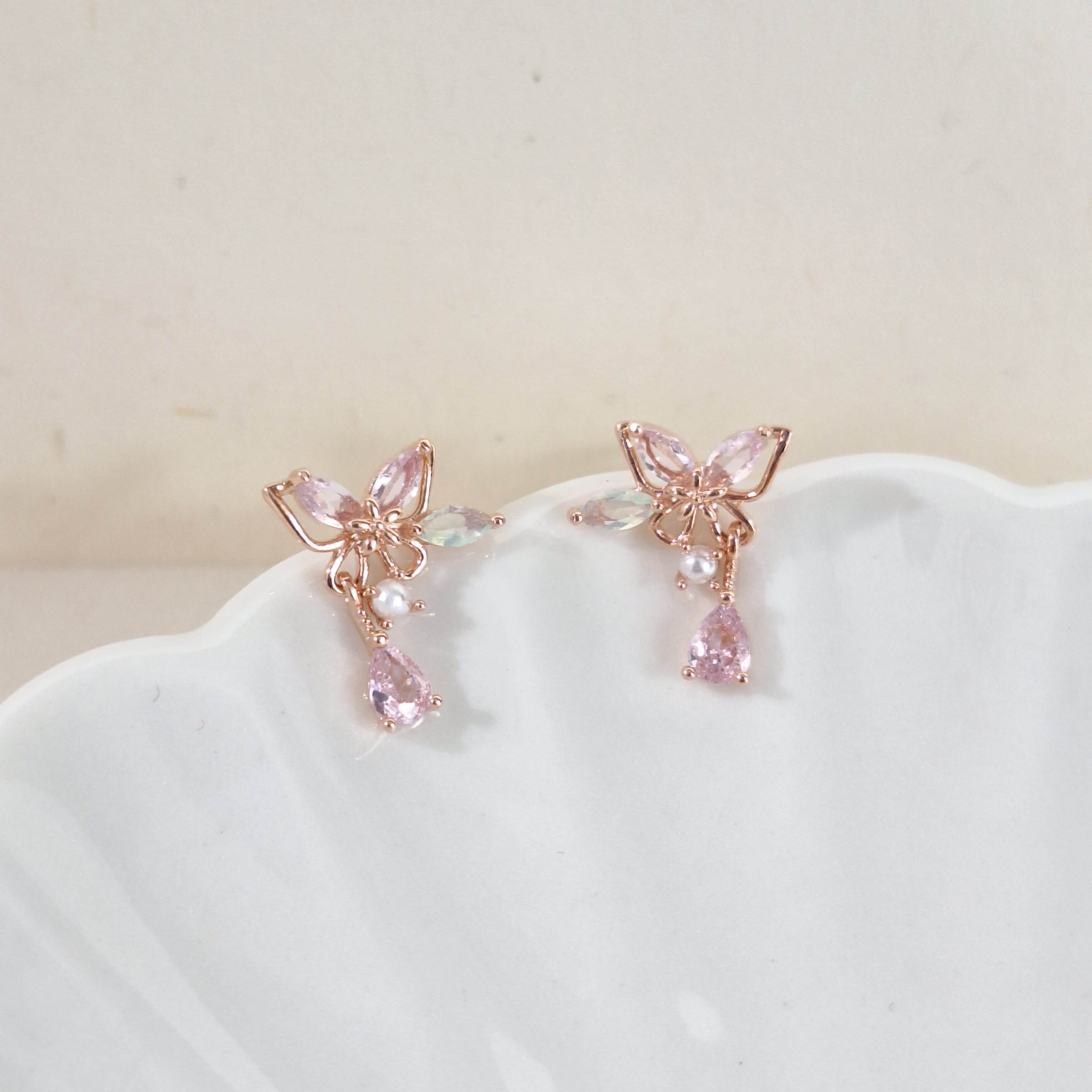 【E008】(925銀針耳環) 蝶之淚 3