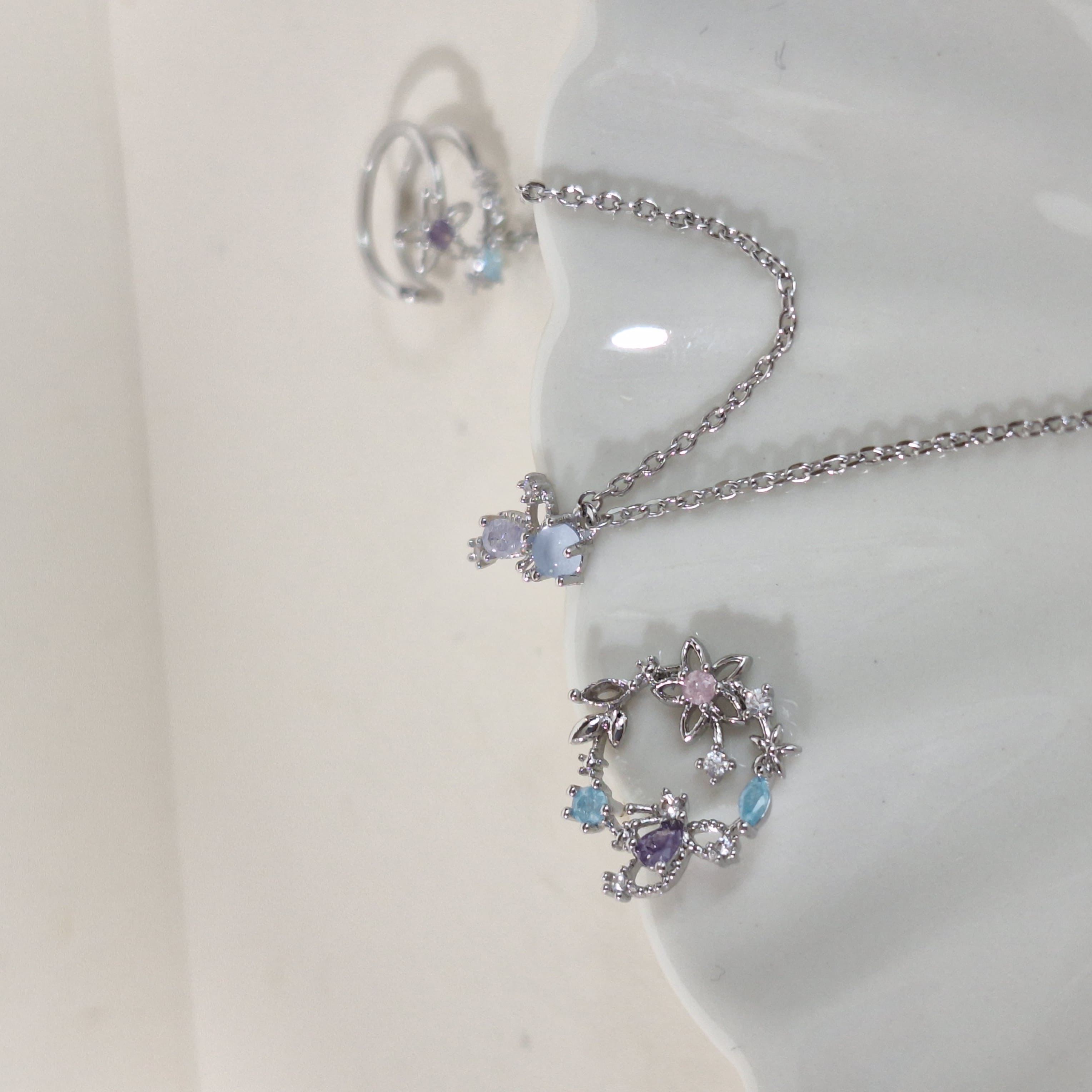 【E015】(925銀針耳環耳扣夾) 花蝴蝶戀 2