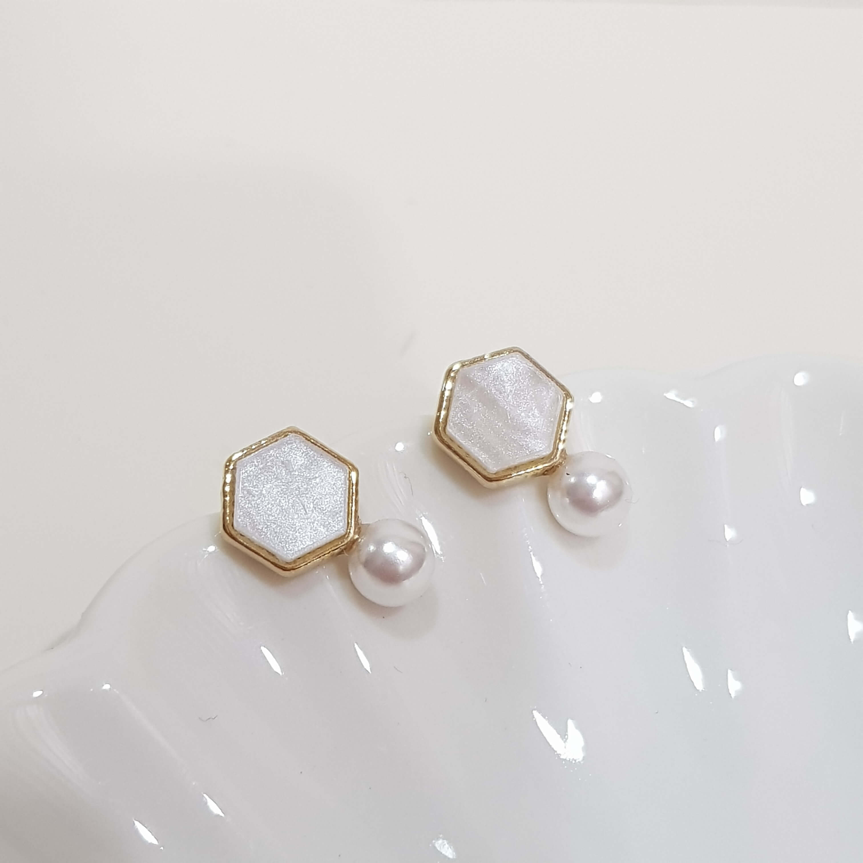 【F013】(耳環) 六角珠珠 3