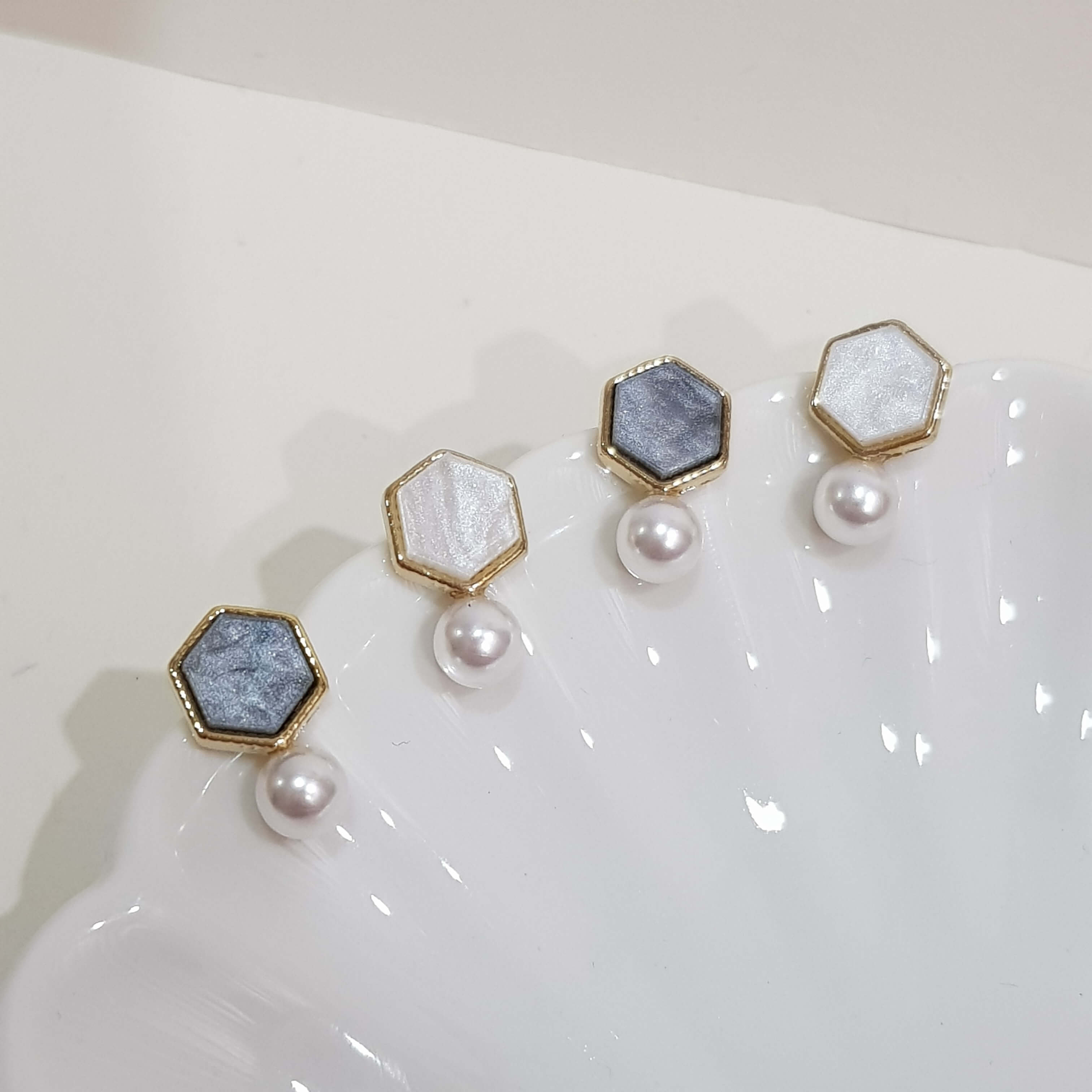 【F013】(耳環) 六角珠珠