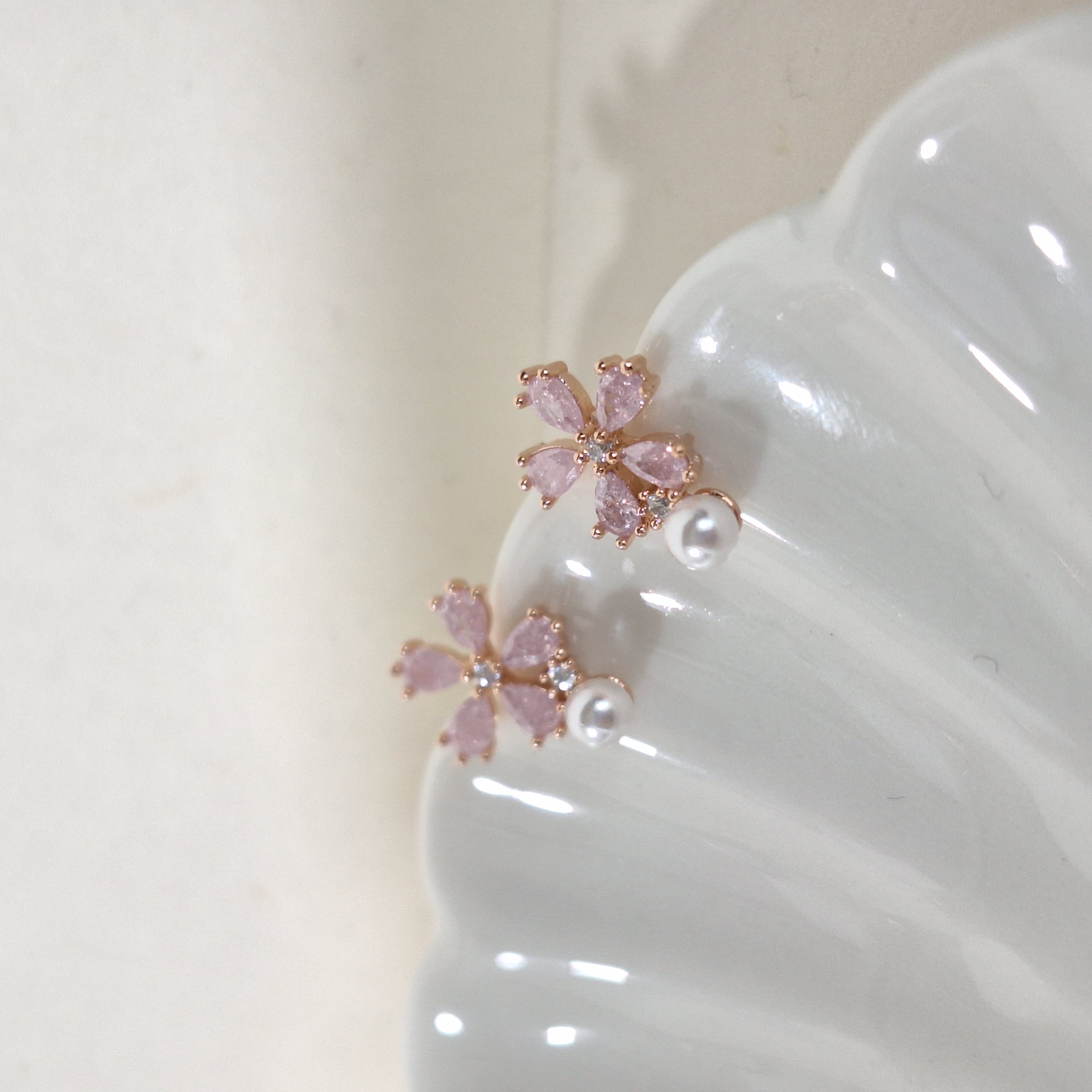 【J002】(925銀針耳環耳夾) 珍珠櫻花 6