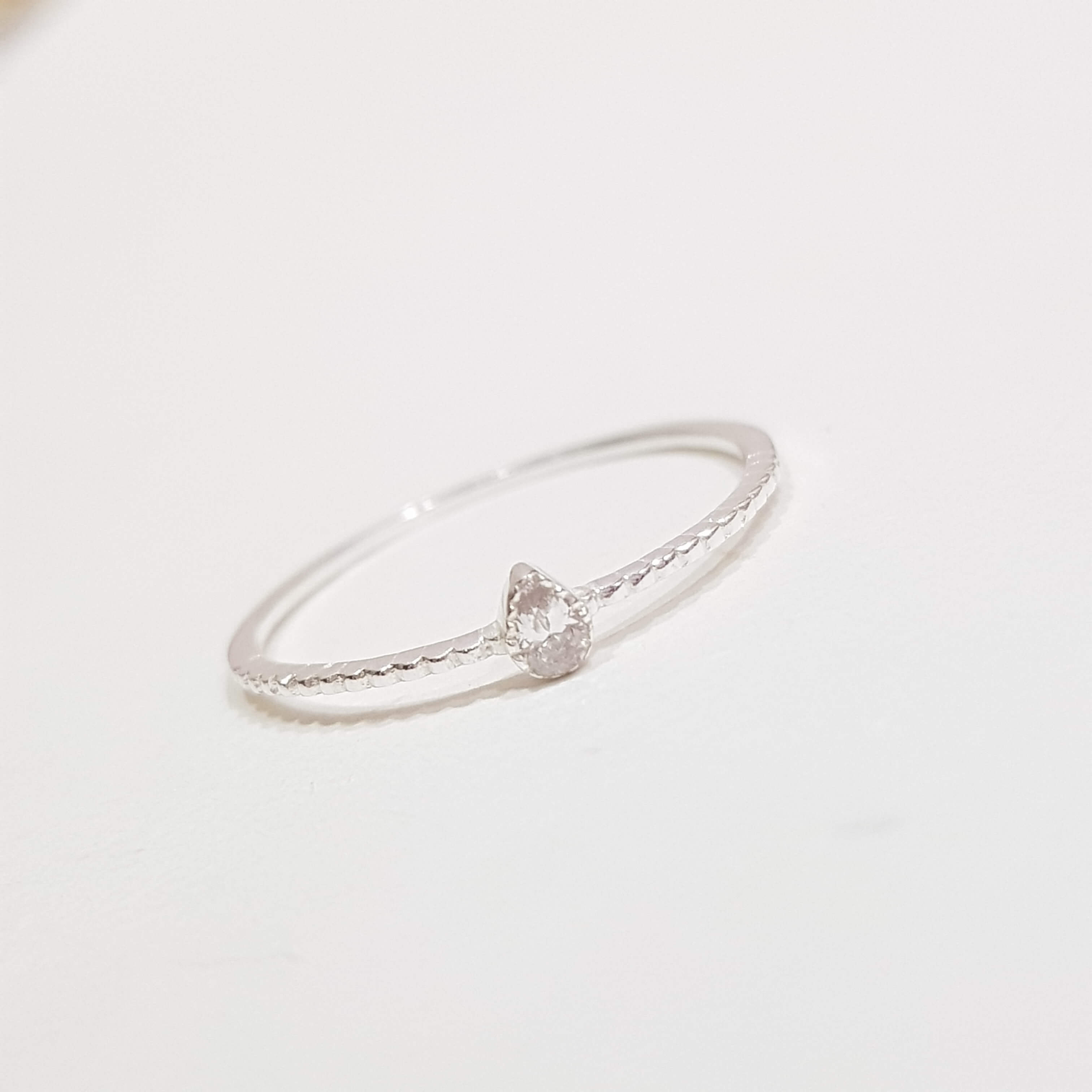 【L102】(925純銀戒指) 水滴戒