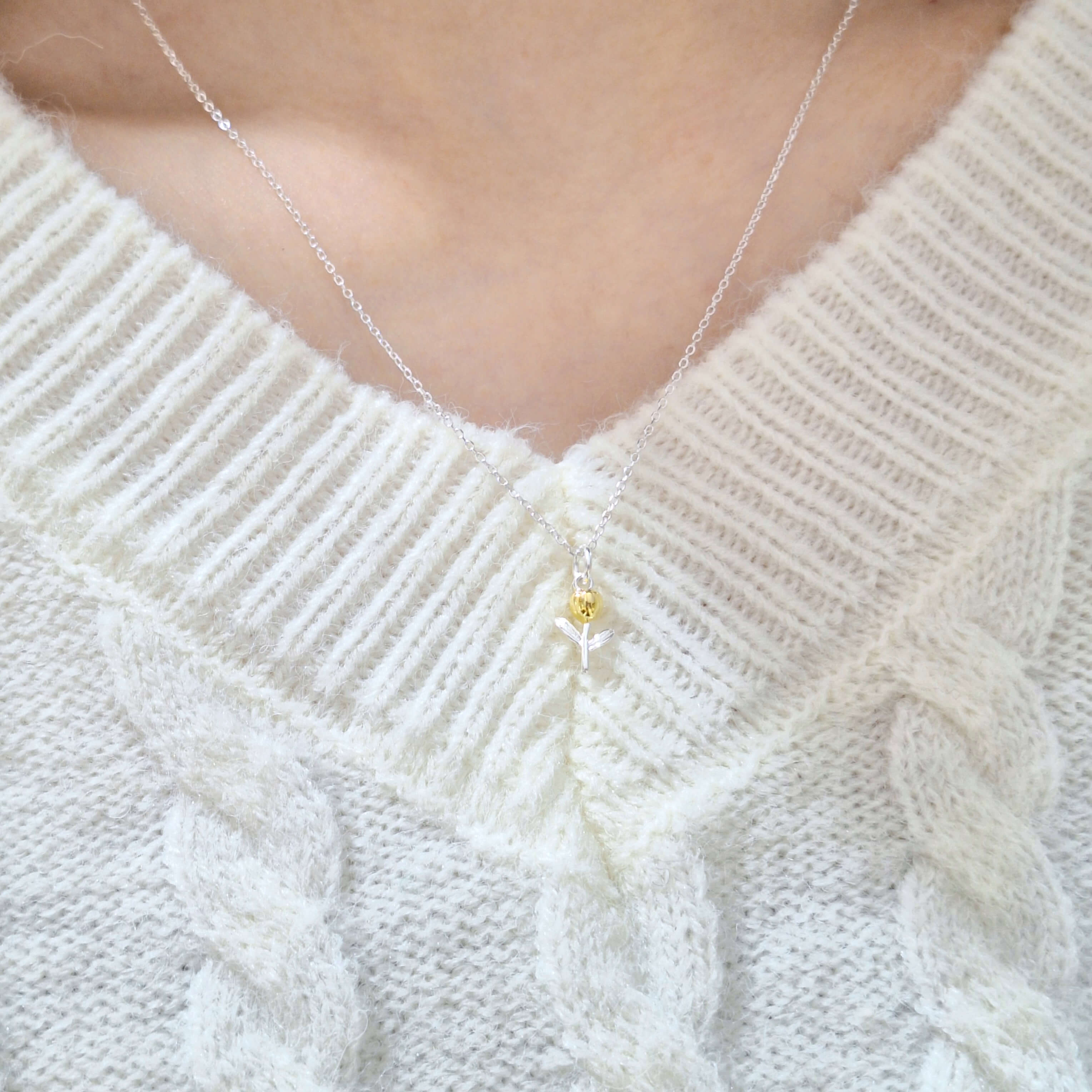 【P209】(925純銀項鍊) 鬱金香花鍊 4